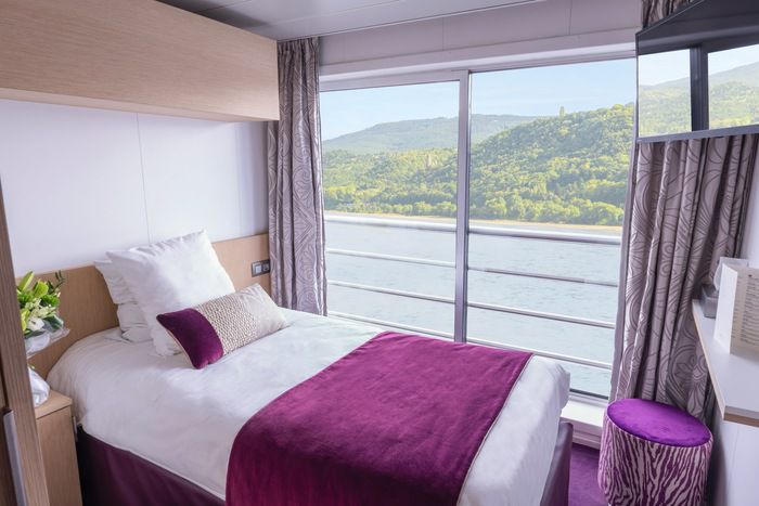 Upper Deck 1 Bed Single CAT. B